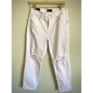 GAP Mid Rise Girlfriend Jeans w/ Distressed Detail Size 6 NWT